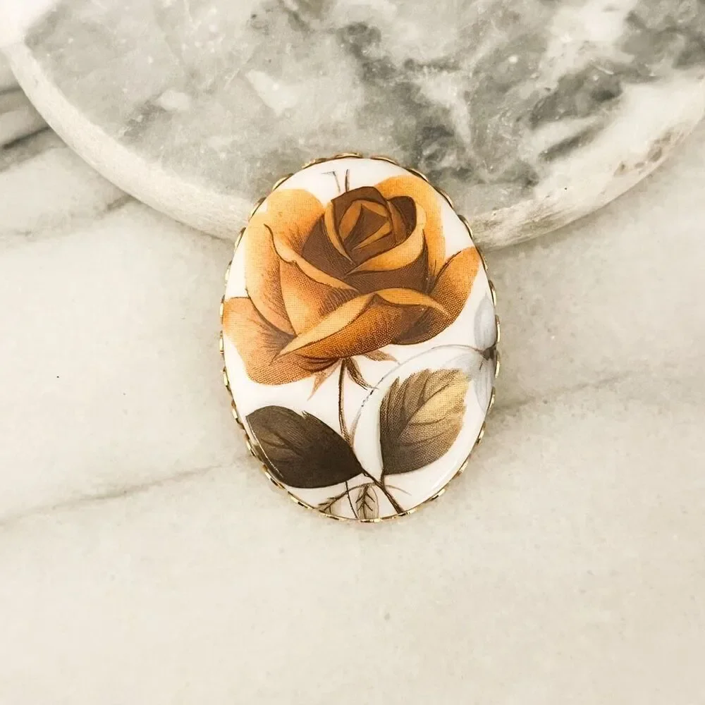 Vintage Rose Brooch Pin Transfer Design Brown Gold Toned Metal Cabochon Regency